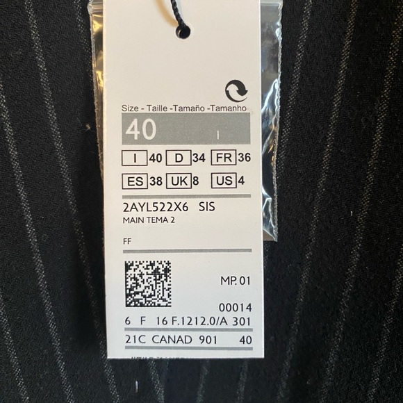 Sisley Black Blazer - NEW - Picture 2 of 3